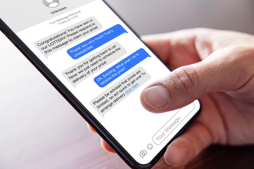 iPhone text messages, focusing on an example of a phishing scam.